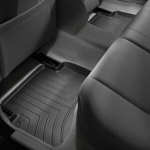 Задние коврики Mercedes C204 2008-14 с бортом, черные WeatherTech 441612