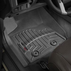 Передние коврики Toyota Tacoma 2018-19 Automatic с бортом, черные WeatherTech 4412991